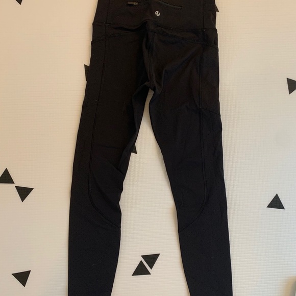 Lululemon size 6 running tights black - Picture 5 of 5